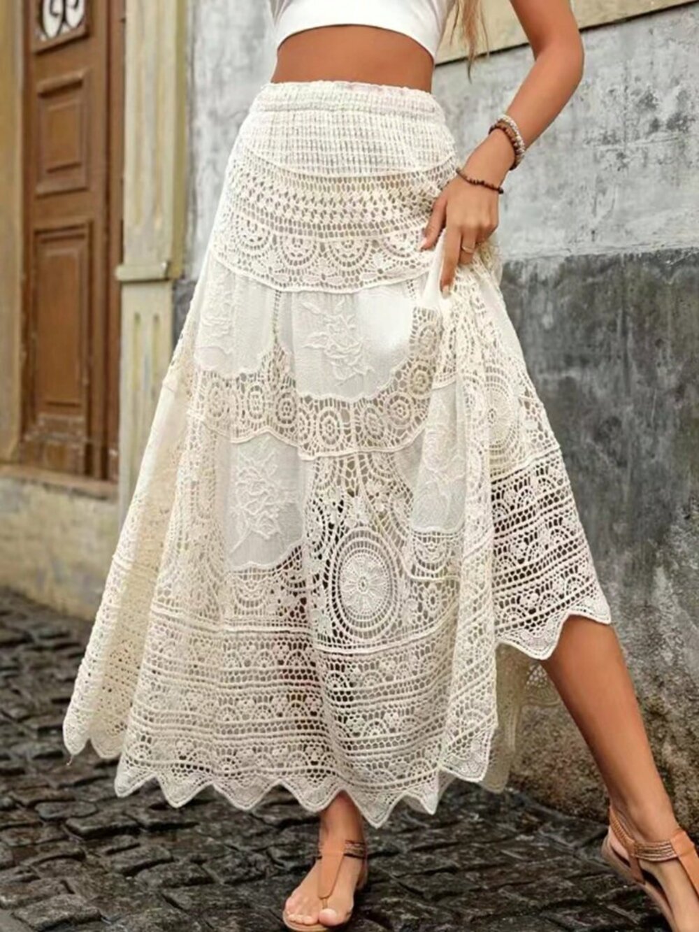 Apricot Elegant Women's Lace A-Line Skirt - Picture 3 of 5